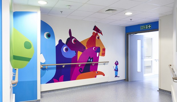 15 artistes Londoniens relookent un hôpital pour enfants